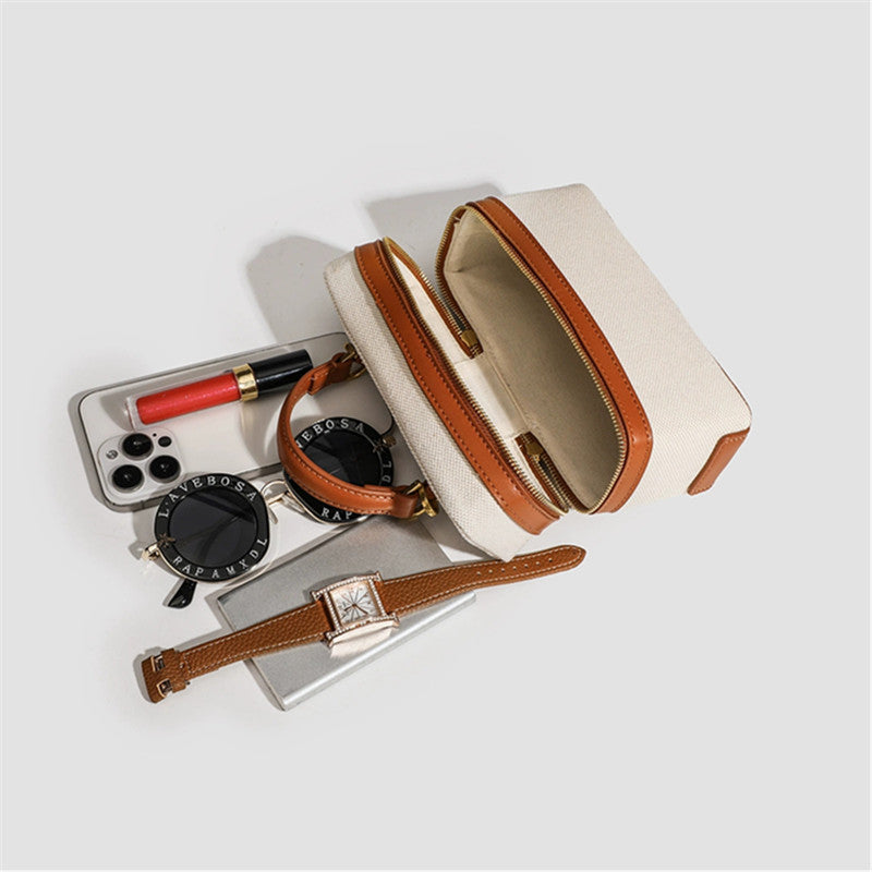 Canvas-Boxbag mit Lederdetails in Creme und Cognac