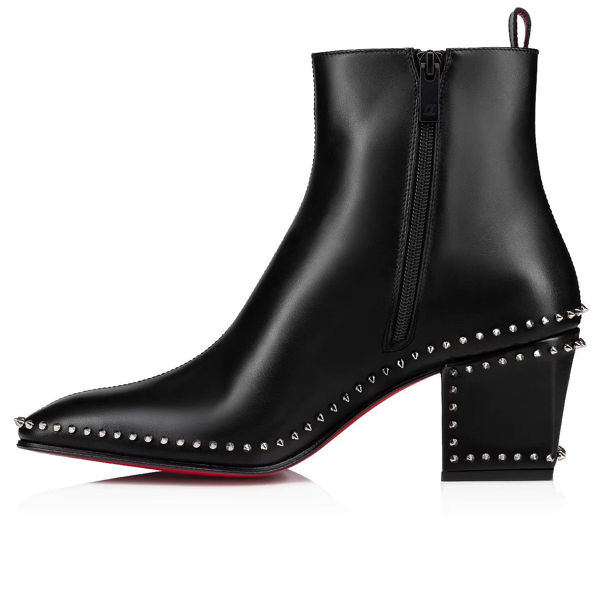 Studded Ankle Boots aus schwarzem Leder