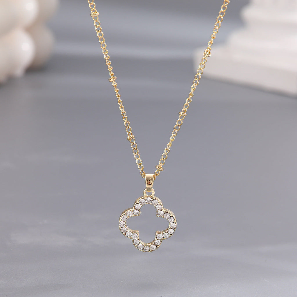 Vergoldete Kleeblatt-Halskette