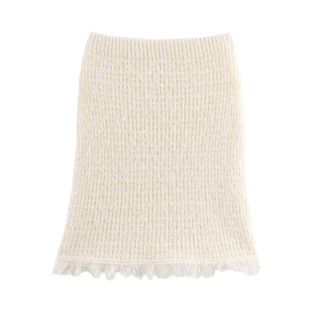 Zweiteiliges Strick-Set in Creme mit schwarzen Akzenten