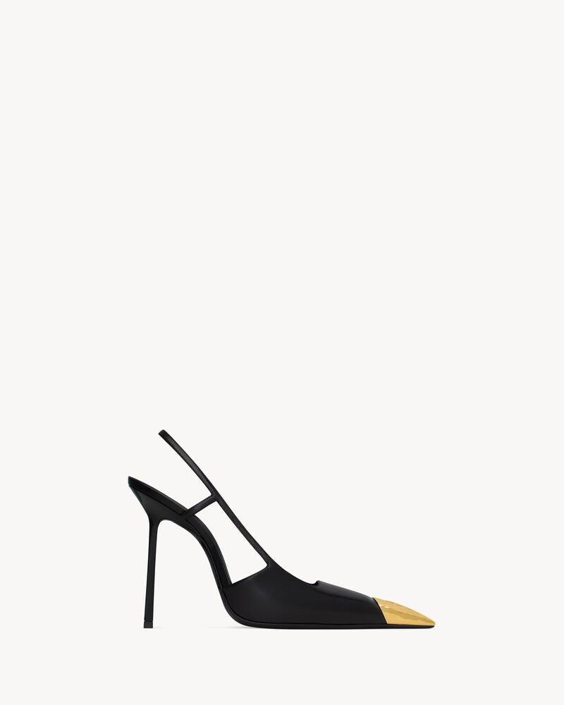 Slingback-Stiletto mit goldener Metallkappe in Schwarz