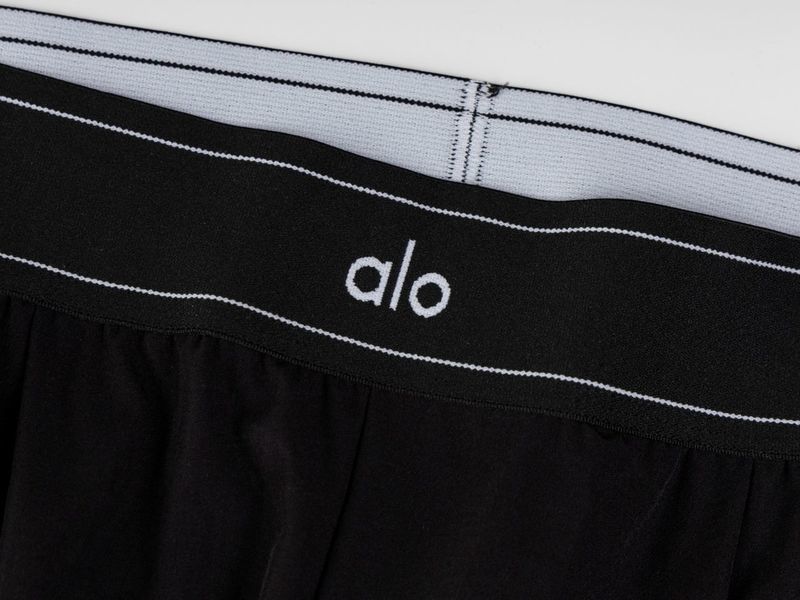 Damen-Hose mit hohem Bund und weitem Bein